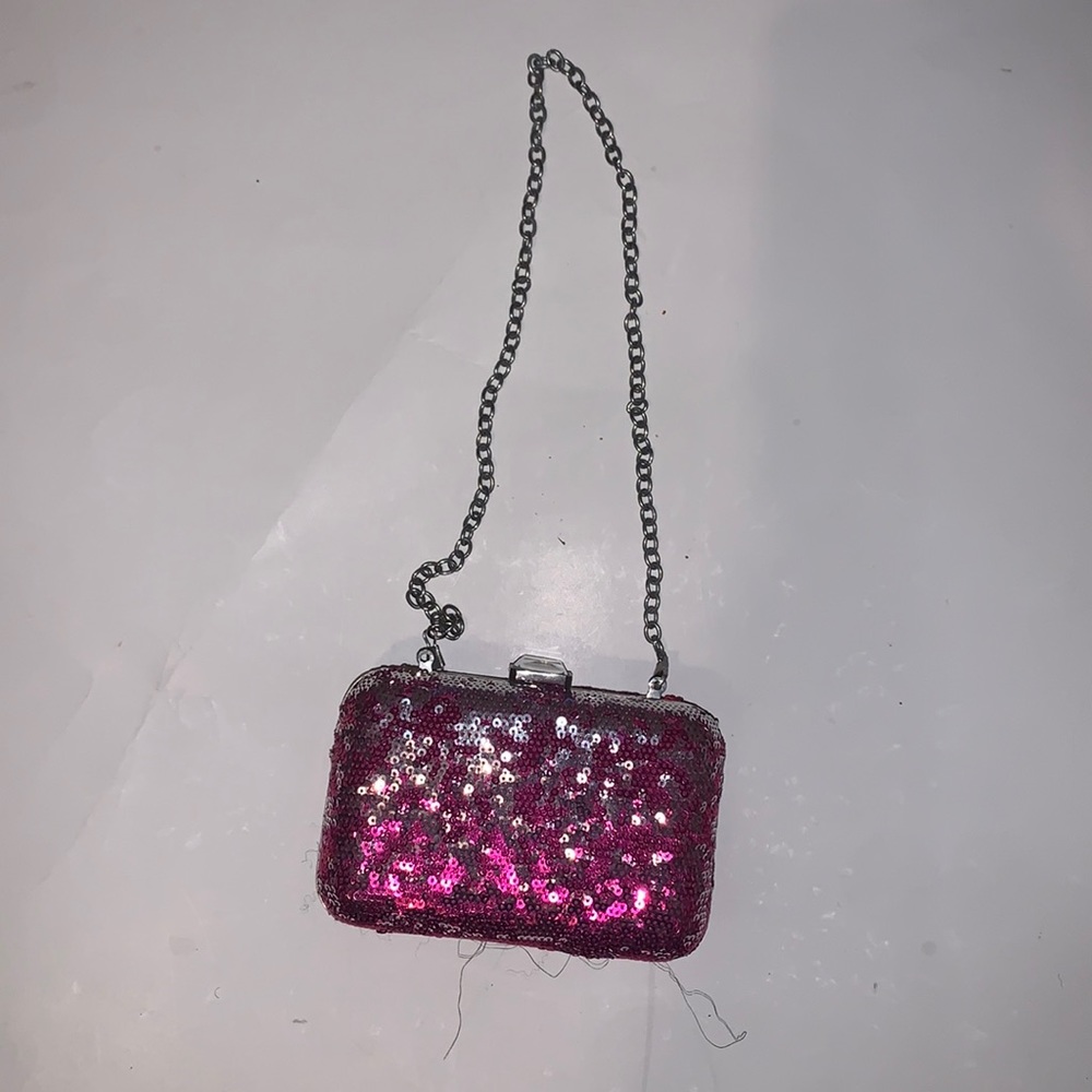 GLITTER CLUTCH